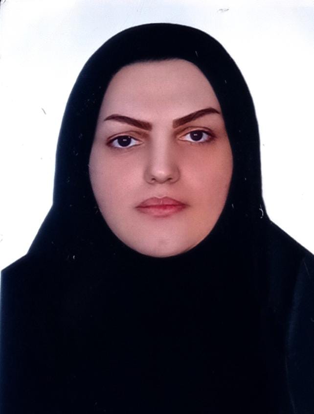 شیما سادات شریفی 